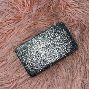Silver sparkly clutch